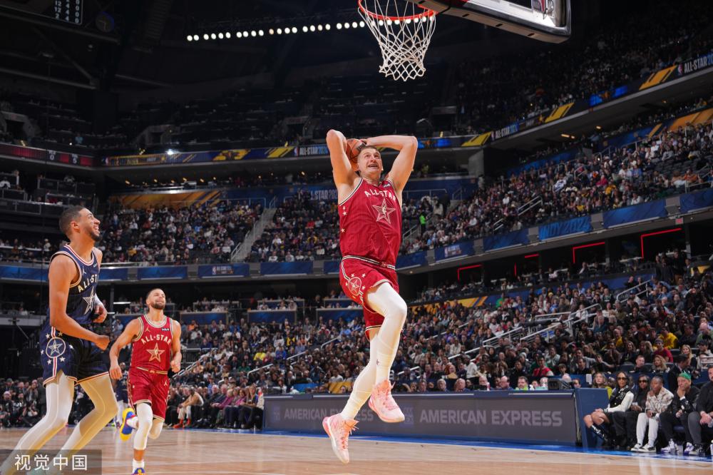 锁定青年潜 锁定青年潜