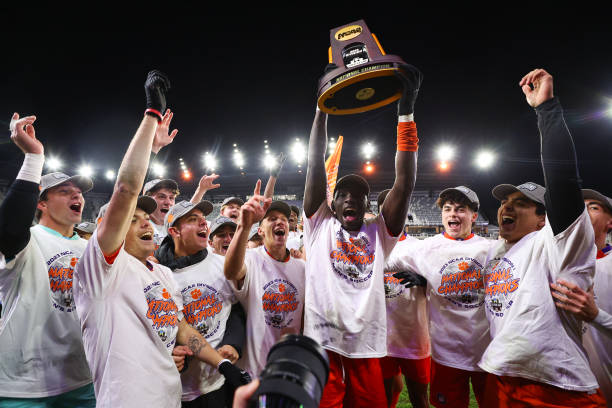 他在不受球 他在不受球