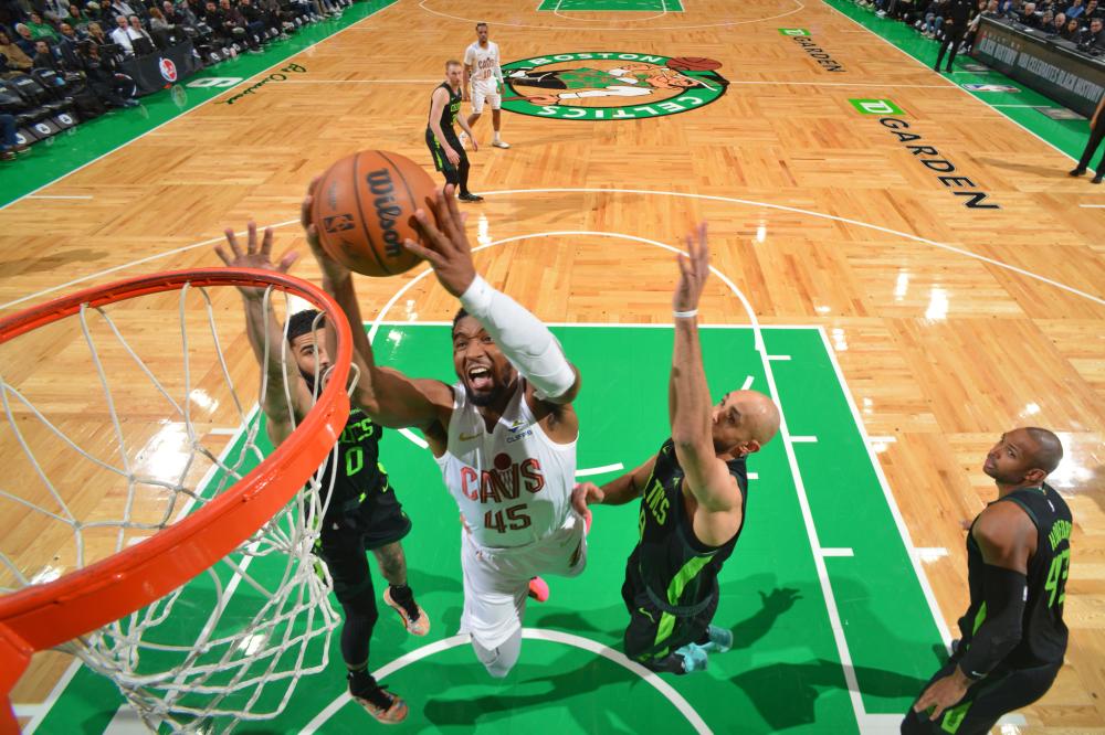 正是对抗伤 正是对抗伤